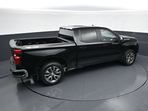 Used 2024 Chevrolet Silverado 1500 LT AWD/4WD image 33