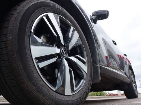 Certified 2023 Nissan Rogue SL w/ SL Premium Package image 10