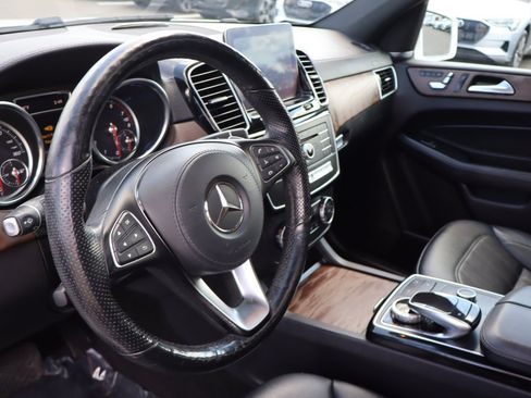 Used 2019 Mercedes-Benz GLS 450 4MATIC w/ Premium 1 Package image 9