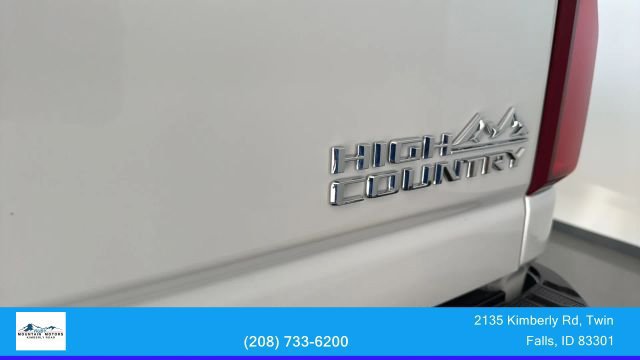 Used 2025 Chevrolet Silverado 3500 High Country w/ Technology Package AWD/4WD image 12