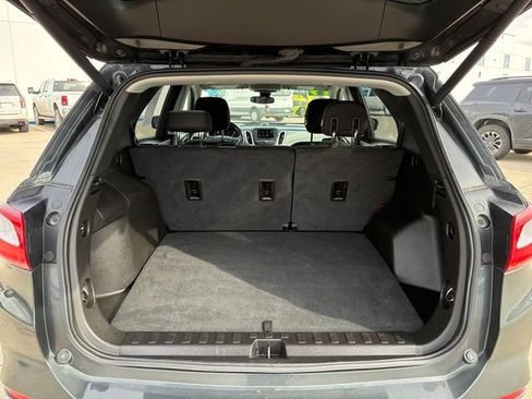 Used 2019 Chevrolet Equinox LT w/ Driver Convenience Package image 13
