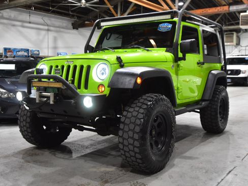Used 2013 Jeep Wrangler Sport w/ Connectivity Group image 7