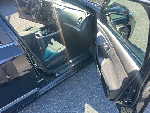 Used 2015 Nissan Altima 2.5 S w/ Power Driver Seat Package image 31