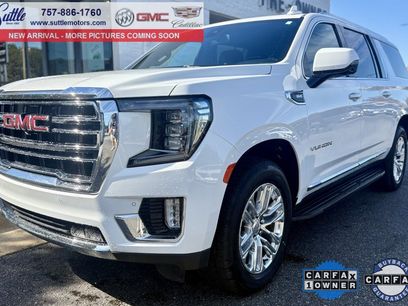 Used 2022 GMC Yukon XL SLT w/ SLT Luxury Package