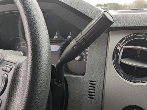 Used 2014 Ford F350 XLT image 17