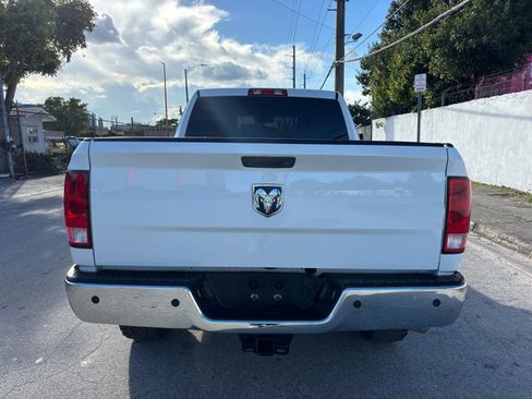 Used 2017 RAM 2500 Tradesman w/ Chrome Appearance Group image 4