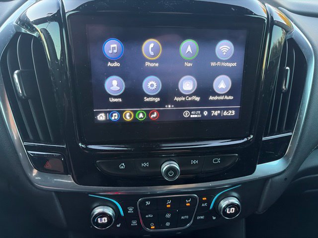Used 2023 Chevrolet Traverse RS FWD image 11