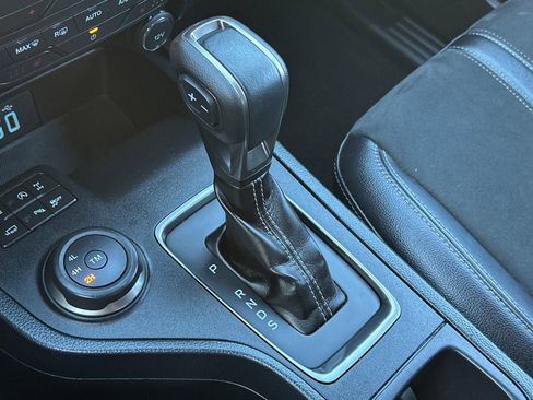 Used 2021 Ford Ranger Lariat w/ Tremor Off-Road Package image 23