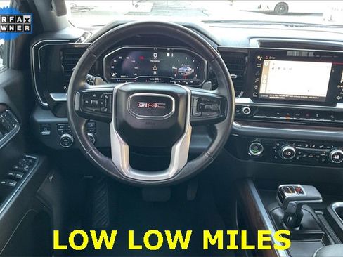 Used 2023 GMC Sierra 1500 SLT w/ SLT Convenience Package image 4