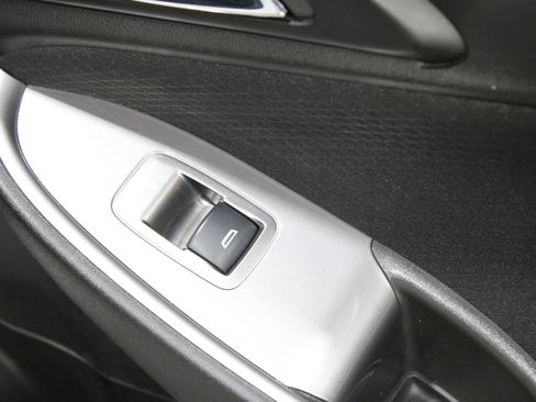 Used 2023 Chevrolet Malibu LT image 28