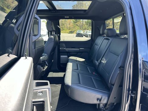 Used 2025 Ford F150 Lariat AWD/4WD image 12
