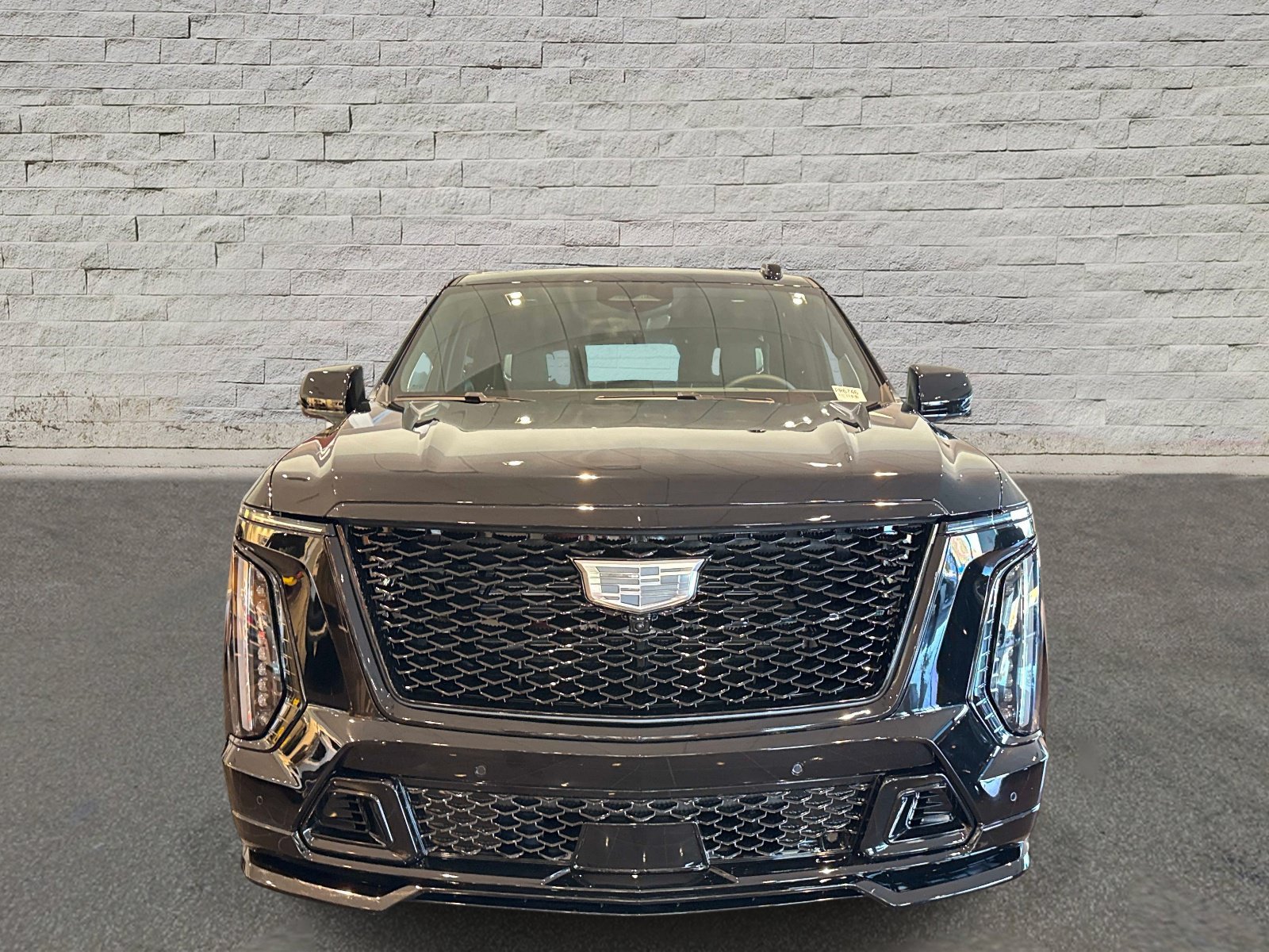 Used 2026 Cadillac Escalade V w/ LPO, ONYX Package AWD/4WD image 7