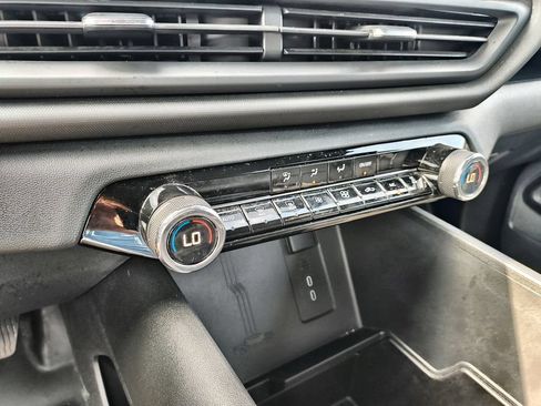 Used 2024 Chevrolet Silverado EV W/T AWD/4WD image 19