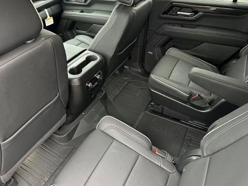 New 2026 GMC Yukon Elevation AWD/4WD image 12