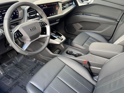 New 2026 Audi Q4 e-tron Premium Plus image 9