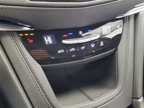 New 2026 Cadillac XT5 Luxury w/ LPO, Floor Liner Package image 23