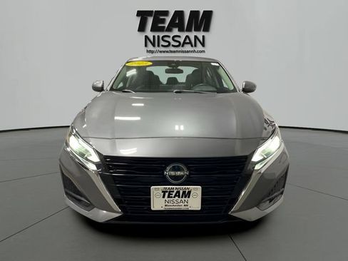 Certified 2023 Nissan Altima 2.5 SV w/ SV Premium Package AWD/4WD image 2