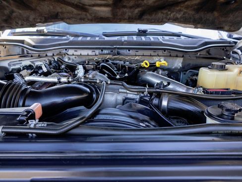 Used 2017 Ford F450 XL w/ Power Equipment Group image 15