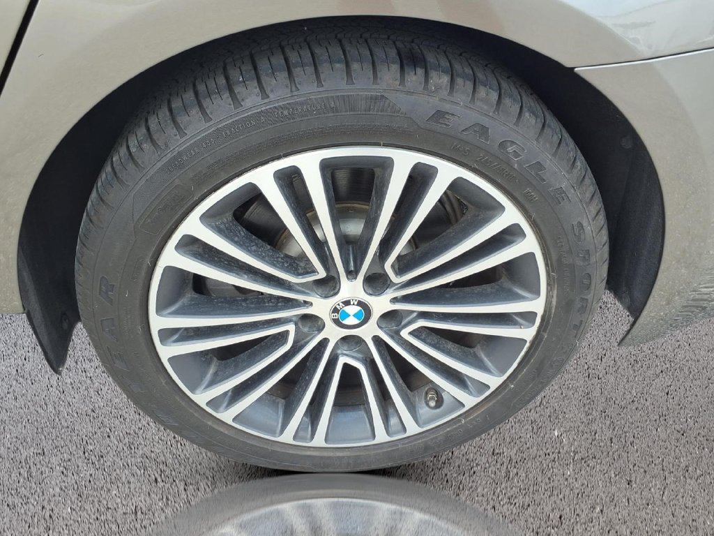 Used 2018 BMW 530i RWD image 27