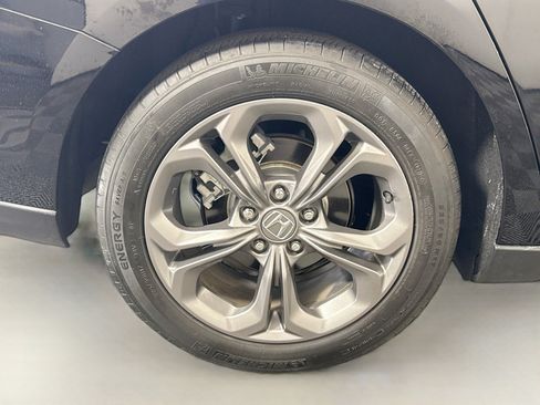 Used 2023 Honda Accord EX image 33