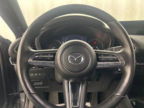 Used 2022 MAZDA MAZDA3 s image 11