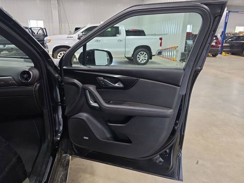 Used 2022 Chevrolet Blazer Premier w/ Enhanced Convenience Package AWD/4WD image 29