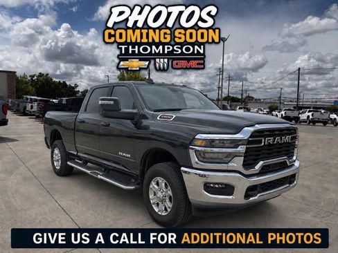 Used 2025 RAM 2500 Big Horn AWD/4WD image 1