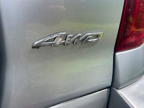Used 2005 Toyota RAV4 4WD image 6