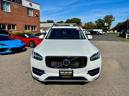 Used 2017 Volvo XC90 T6 Momentum w/ Vision Package image 2