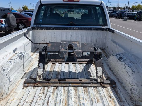 Used 2002 Chevrolet Silverado 2500 LS w/ Off-Road Skid Plate Pkg AWD/4WD image 27