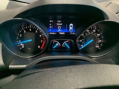 Used 2019 Ford Escape SE AWD/4WD image 16