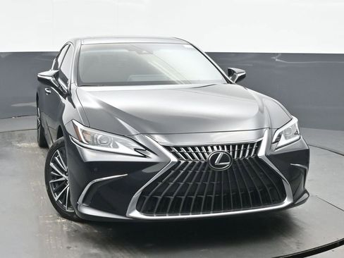 Used 2023 Lexus ES 350 w/ Premium Package image 8