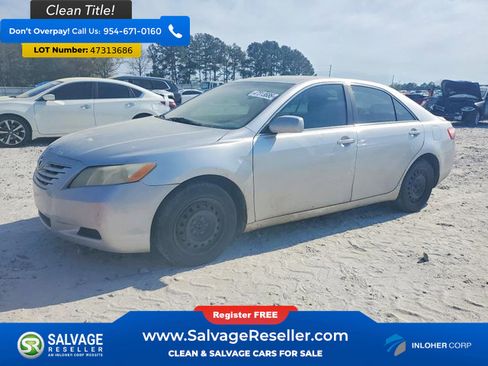 Used 2009 Toyota Camry LE image 1