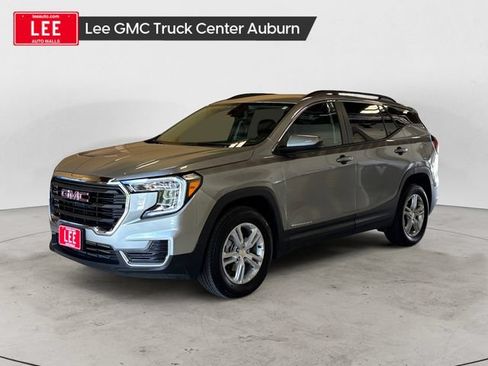Used 2024 GMC Terrain SLE w/ Driver Convenience Package AWD/4WD image 1