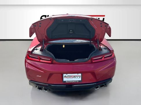 Used 2018 Chevrolet Camaro SS RWD image 27