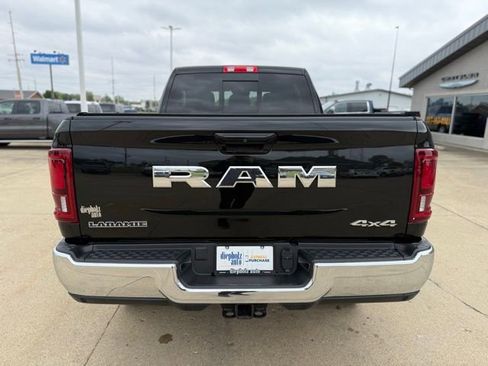 Used 2025 RAM 2500 Laramie AWD/4WD image 5
