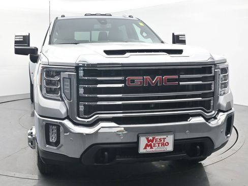 Used 2022 GMC Sierra 3500 SLT w/ SLT Preferred Package image 25