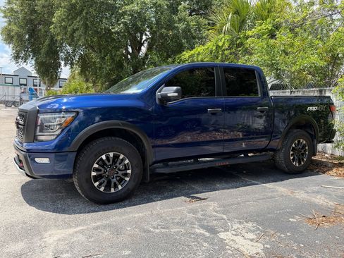 Used 2024 Nissan Titan PRO-4X w/ Pro-4x Convenience Package AWD/4WD image 7