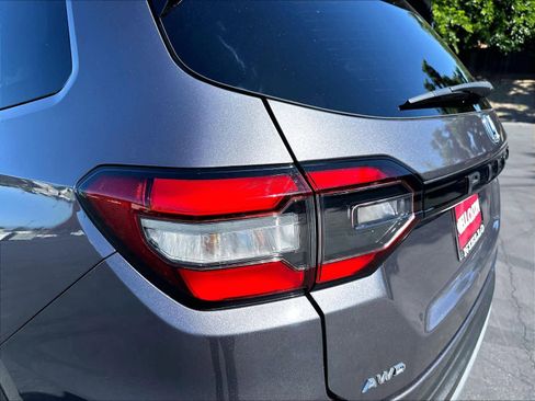 Used 2024 Honda Pilot Elite image 33