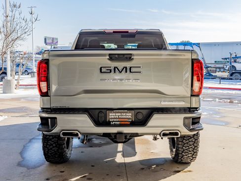Used 2024 GMC Sierra 1500 Elevation w/ X31 Off-Road Package image 8