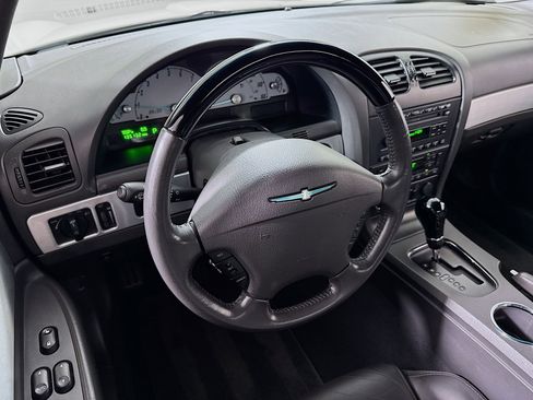 Used 2002 Ford Thunderbird image 20