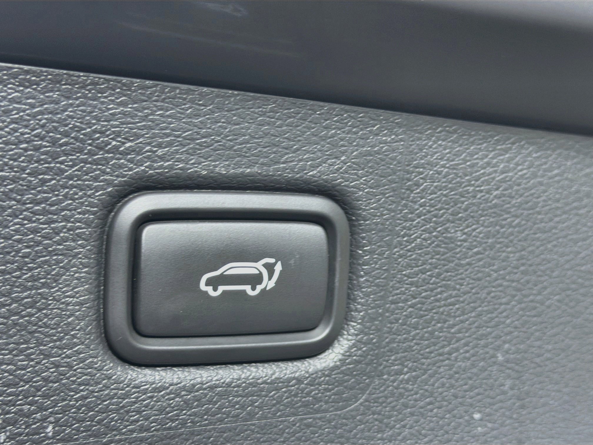 Used 2020 Hyundai Tucson Sport w/ Cargo Package FWD image 28