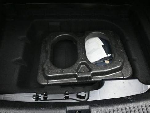 Used 2019 Mercedes-Benz E 300 image 16