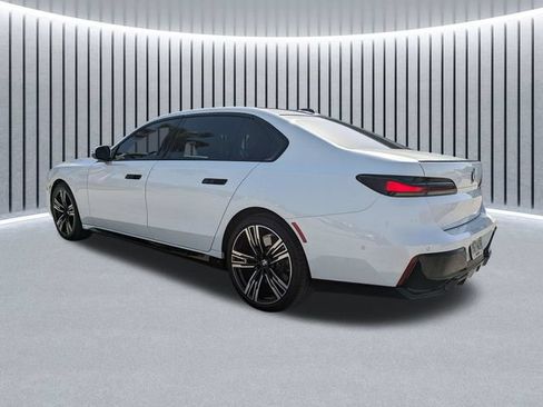Used 2024 BMW 740i RWD image 6