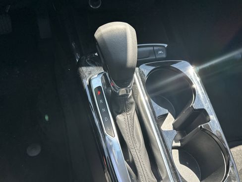 Used 2024 Chevrolet Trax LT image 29