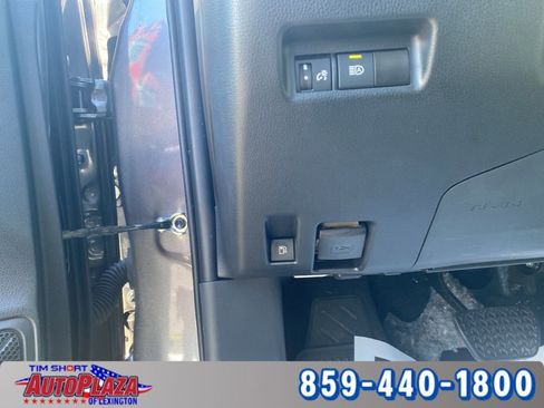 Used 2024 Toyota RAV4 LE image 33