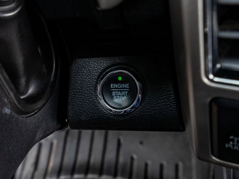 Used 2020 Ford F250 Lariat w/ Tremor Off-Road Package image 22