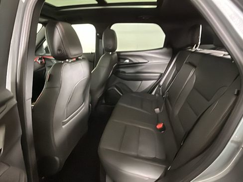 Used 2025 Chevrolet TrailBlazer RS w/ Convenience Package FWD image 29
