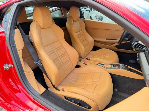 Used 2011 Ferrari 458 Italia Coupe RWD image 58