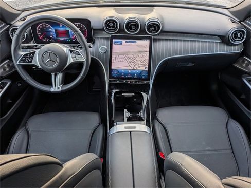 Used 2024 Mercedes-Benz C 300 Sedan image 27